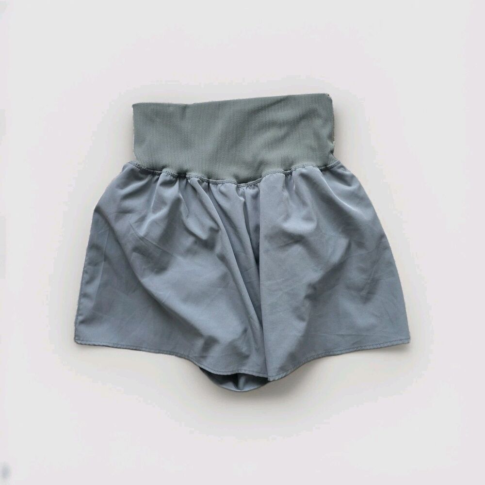 Yogalicious Lightstreme Fenway 2-in-1 Shorts Womens M Gray High Rise Athletic